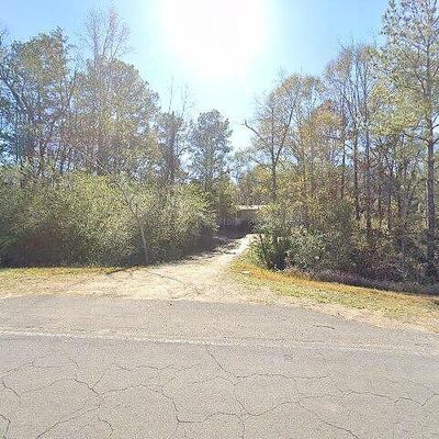 7297 Merrill Rd, Lucedale, MS 39452