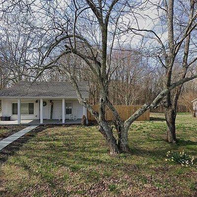 1052 Woody Ln, Goodlettsville, TN 37072