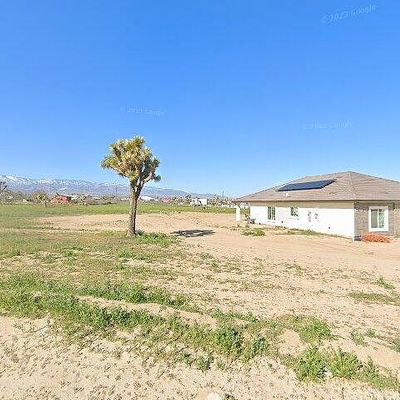 11478 Nevada Rd, Phelan, CA 92371