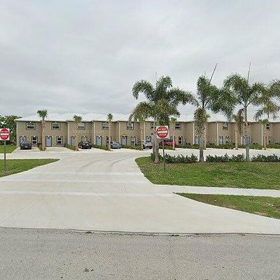 116 Se 8th Ave Apt 4, Okeechobee, FL 34974