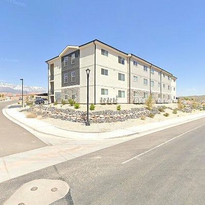 128 N Lone Rock Dr #204, Hurricane, UT 84737