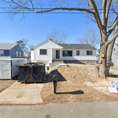 1307 Mossbank Rd, Point Pleasant Boro, NJ 08742