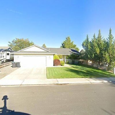 1325 Heather Way, Susanville, CA 96130