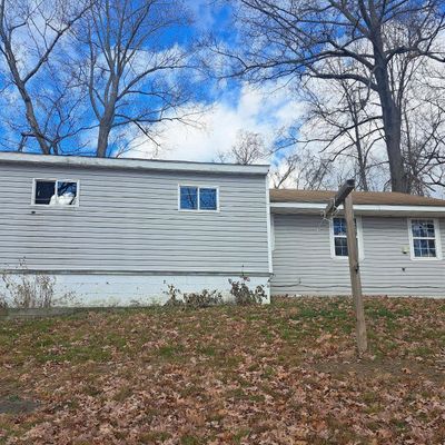 1372 Erickson Dr, Johnstown, PA 15904