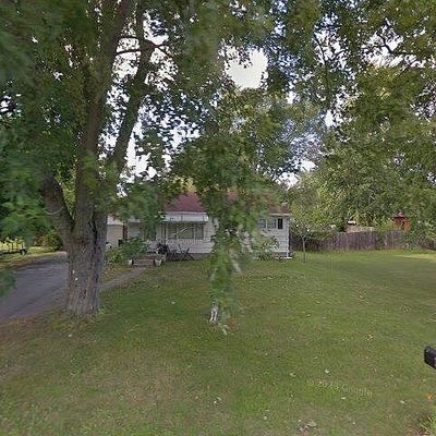 151 Cass St, Petersburg, MI 49270