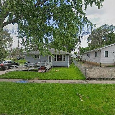 1514 1 St St, Webster City, IA 50595