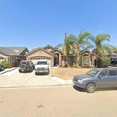 1403 Florence Ave, Dinuba, CA 93618