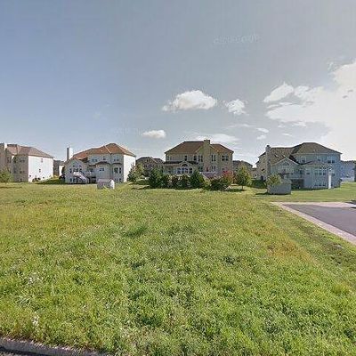 1409 Berkshire Dr, Bensalem, PA 19020