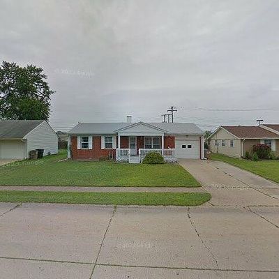 1750 South Dr, Columbus, IN 47203