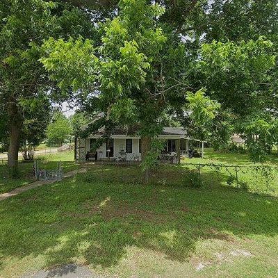 188 Elm St, Blessing, TX 77419