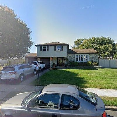 1668 Radburn Rd, Bensalem, PA 19020