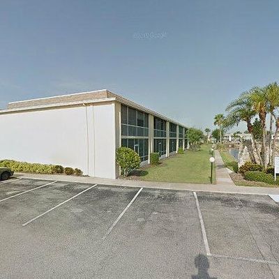 2135 N Courtenay Pkwy #221, Merritt Island, FL 32953