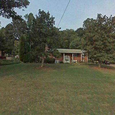 1931 Bramblewood Trl, Pfafftown, NC 27040