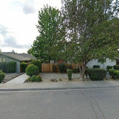 1941 N Berkeley Ave, Turlock, CA 95382