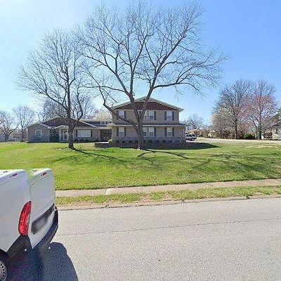 201 Reinke Rd, Ellisville, MO 63021