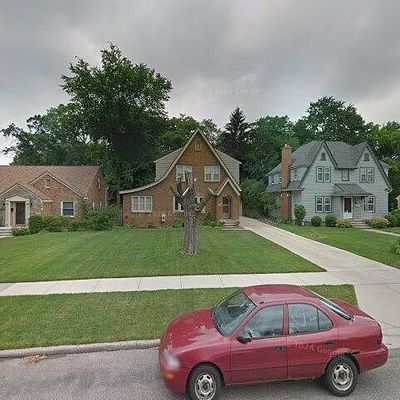 2325 Everest Ave Se, Grand Rapids, MI 49507