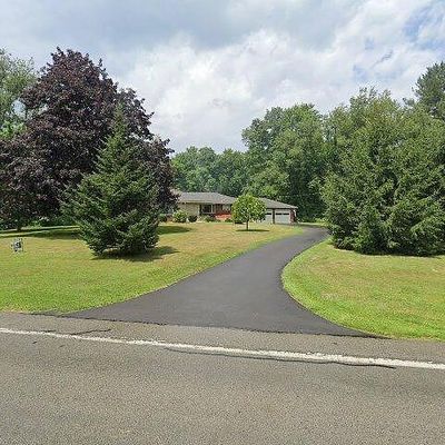 2516 Leesburg Grove City Rd, Volant, PA 16156