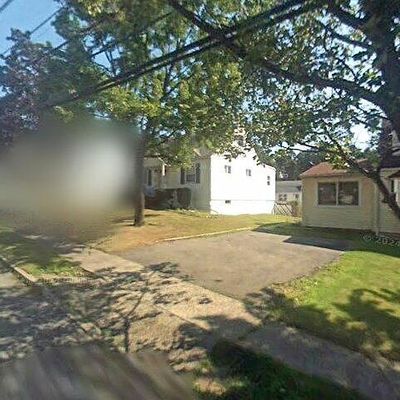 22 Overmount Ave, Woodland Park, NJ 07424