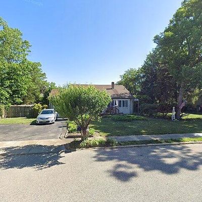 22 Rail Pl, Toms River, NJ 08755