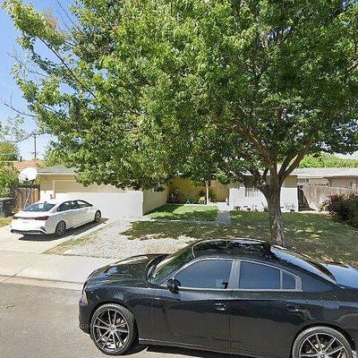 2801 Campbell Ln, Modesto, CA 95350