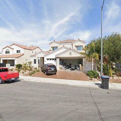 2832 Lakecrest Dr, Las Vegas, NV 89128