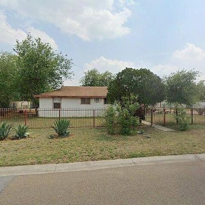 2901 E Plum St, Laredo, TX 78043