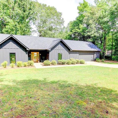 2919 Crescent Crest Dr, Wedowee, AL 36278