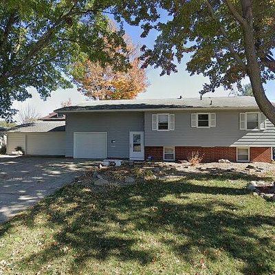 306 E 20 Th St N, Newton, IA 50208