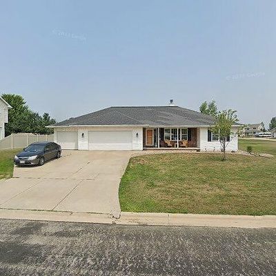 352 Brookview Dr, Luxemburg, WI 54217