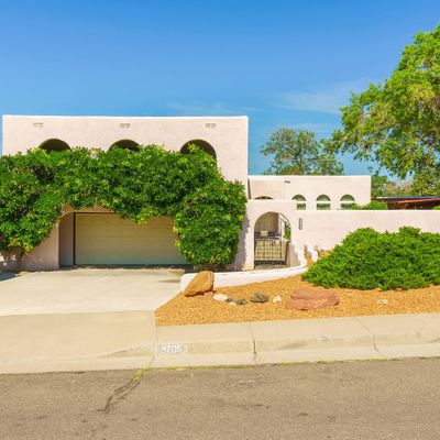 3705 General Patch St Ne, Albuquerque, NM 87111