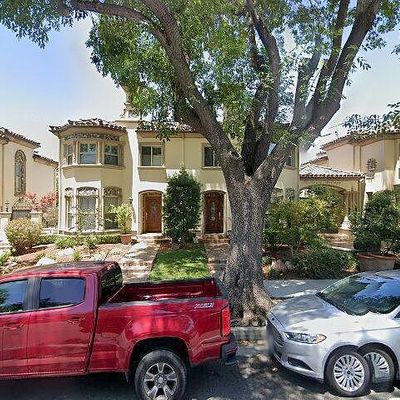 457 S Marengo Ave #3, Pasadena, CA 91101