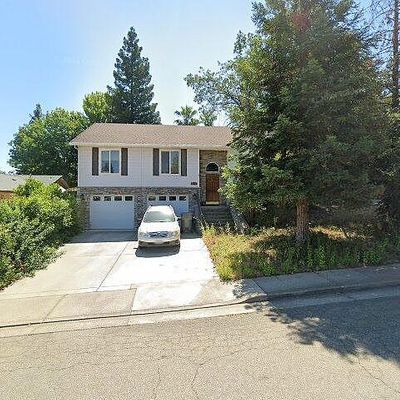 4721 Tralee Ln, Redding, CA 96001