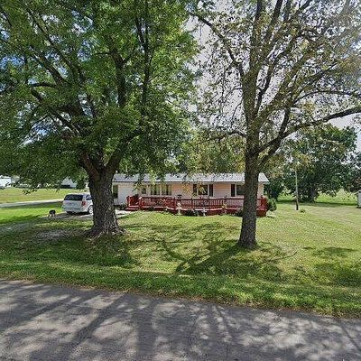 420 S 8 Th St, Breckenridge, MO 64625