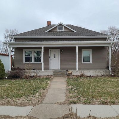 515 Rhode Island Ave S, Hastings, NE 68901