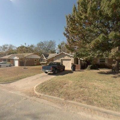 4900 S Broadway Pl, Oklahoma City, OK 73109