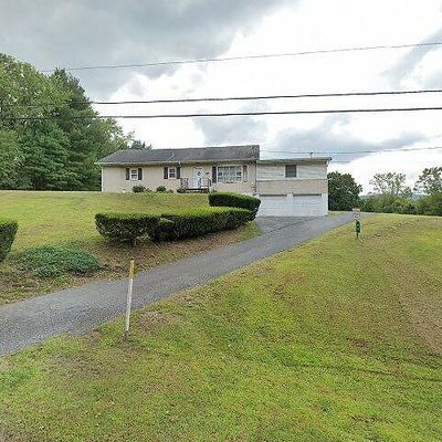 50 Briardale Rd, Dauphin, PA 17018