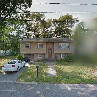 640 Leeward Ave, Beachwood, NJ 08722