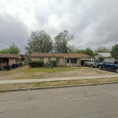 7110 Woodgate Dr, San Antonio, TX 78227