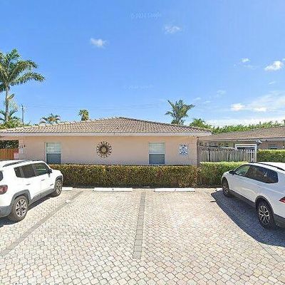 728 Ne 13th Ct, Fort Lauderdale, FL 33304