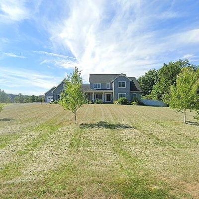 741 Mountain Rd, Suffield, CT 06078