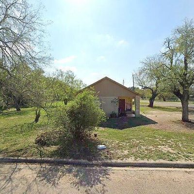 741 E De Soto Ave, Alamo, TX 78516