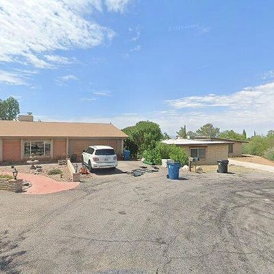 662 E Macon Dr, Vail, AZ 85641