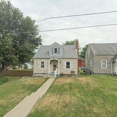 817 W Grant St, Houston, PA 15342