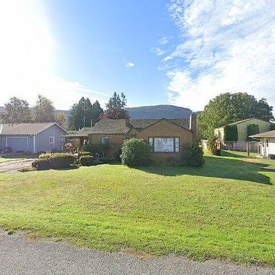 825 Alexander St, Sedro Woolley, WA 98284