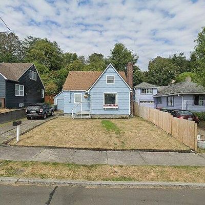 825 Glasgow Ave, Astoria, OR 97103