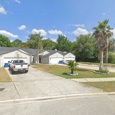 829 Candleknoll Ln, Jacksonville, FL 32225