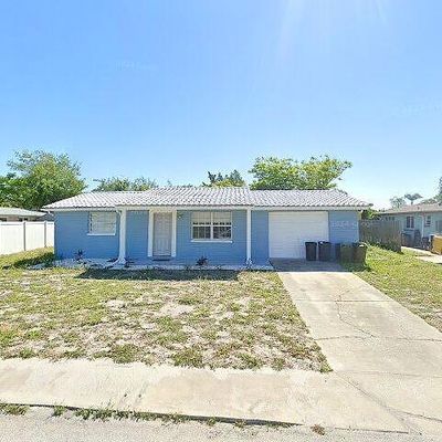 9800 Wayside Ln, Port Richey, FL 34668