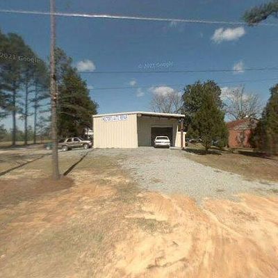 9 Kemp Rd, Hazlehurst, GA 31539