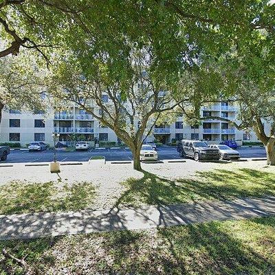 901 Hillcrest Dr #401, Hollywood, FL 33021