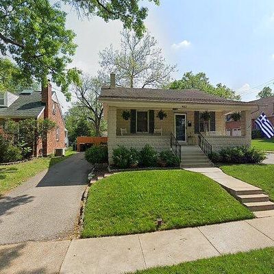 9022 Lawn Ave, Saint Louis, MO 63144